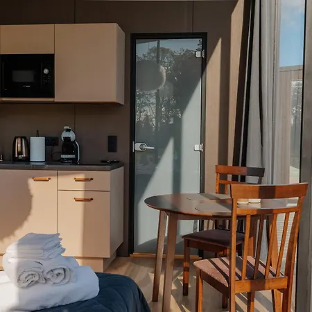 Pulli Country Club - Private Sauna & River View Lejlighed Pärnu