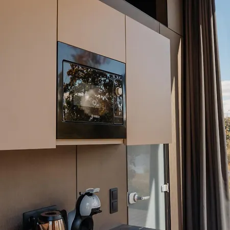 Pulli Country Club - Private Sauna & River View Lejlighed Pärnu