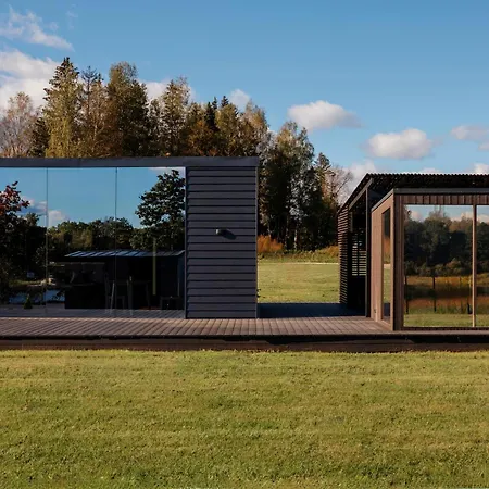 Pulli Country Club - Private Sauna & River View Lejlighed Pärnu