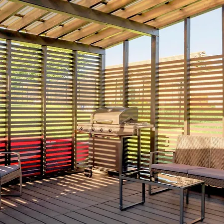 Pulli Country Club - Private Sauna & River View Korter *